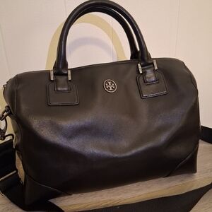 Tory Burch Womens Black and Gun Metal Shoulder Bag